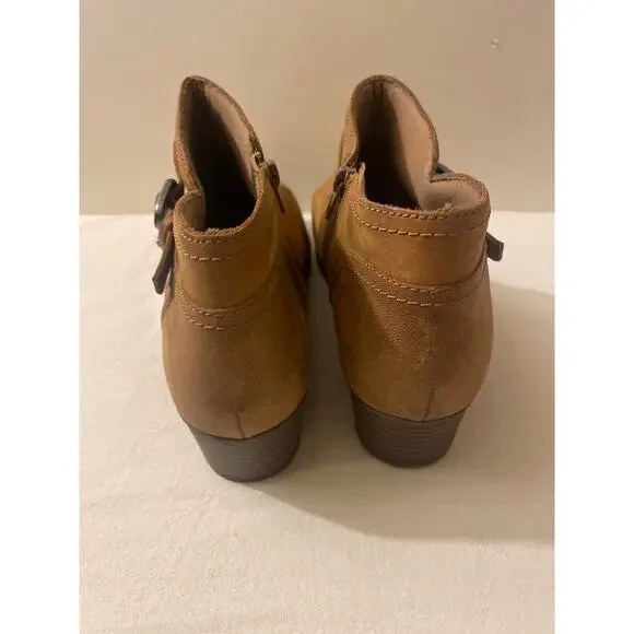 Clarks Women's Size 10 Booties Ankle Cowboy Boot Buckle Zip Brown - Picture 4 of 7